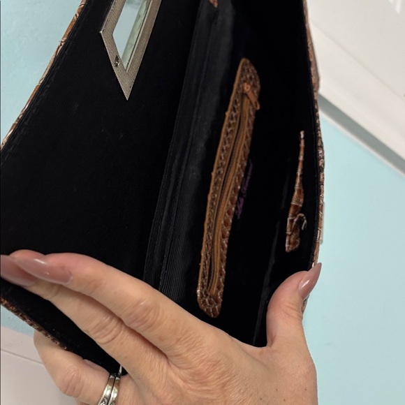 Lulu Townsend Elegant Brown Snakeskin Clutch - Picture 7 of 9
